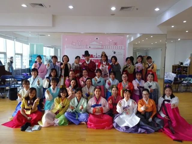 하노이 세종학당 수강생 단체 사진
